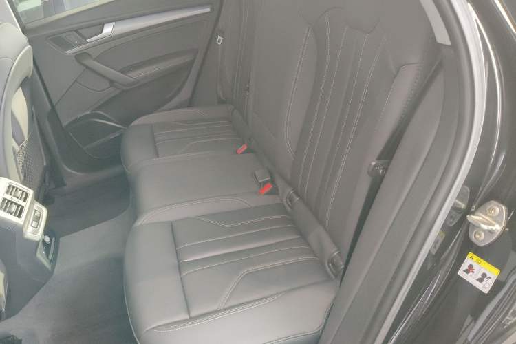 Used Audi Q5L 2022 Updated 45T Luxury Dynamic Version