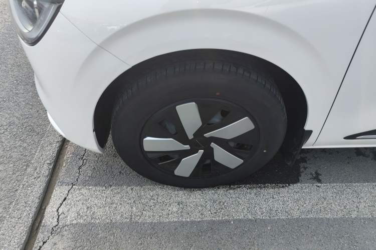 Used Dongfeng NAMMI 01 2024 New Edition 330 Air Exterior 4