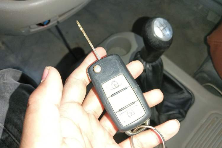 Used FORTHING Lingzhi 2015 M5 Q7 2.0L 7-seat Long-Wheelbase Comfort Model
