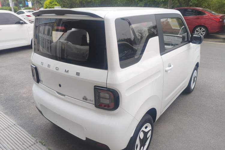 Used Geely Galaxy Panda 2025 210 km – Yuanqi Bear