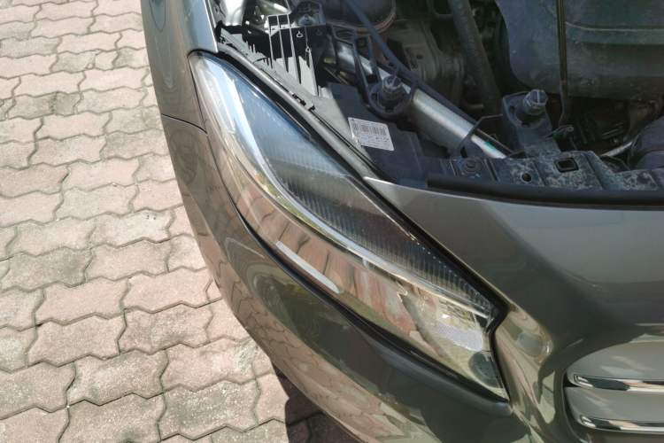 Used Mercedes-Benz GLA 2016 GLA 200 Fashion Model Right Front Headlight