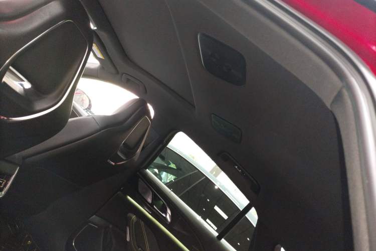 Used Hongqi H6 2023 2.0T ZhiZhen Edition
