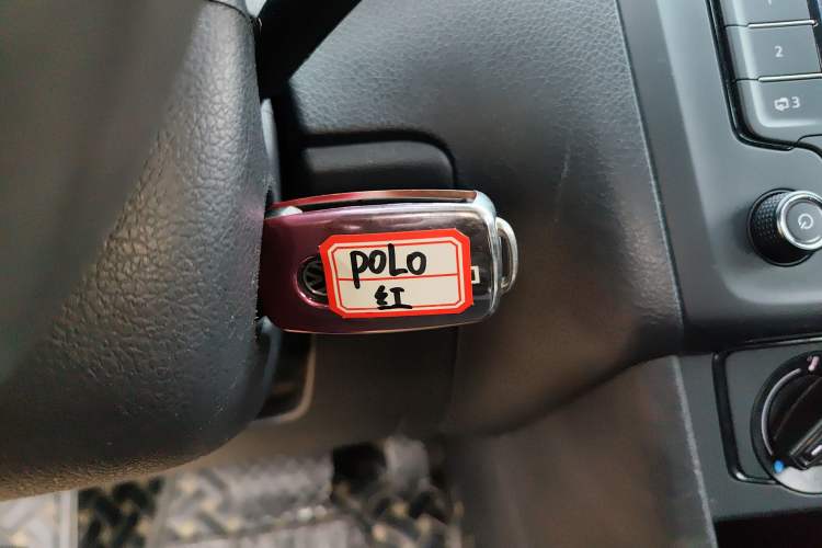 Used Volkswagen Polo 2016 1.4L Automatic Trendy Model Interior 1