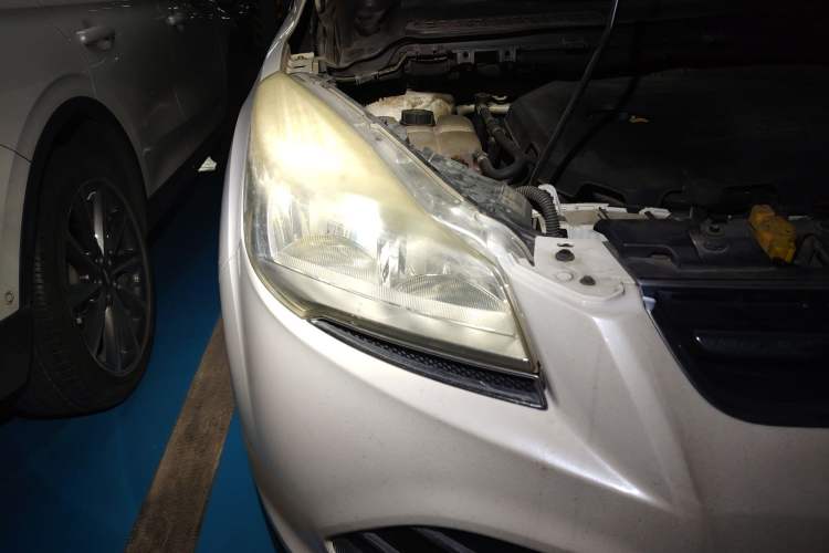 Used Ford Kuga 2013 1.6L GTDi Two-Wheel-Drive Trend Model