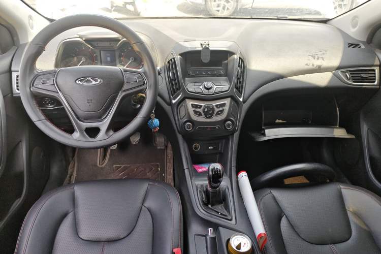 Used Chery Arrizo 5 2017 1.5L Manual Lingchao Edition Center Console