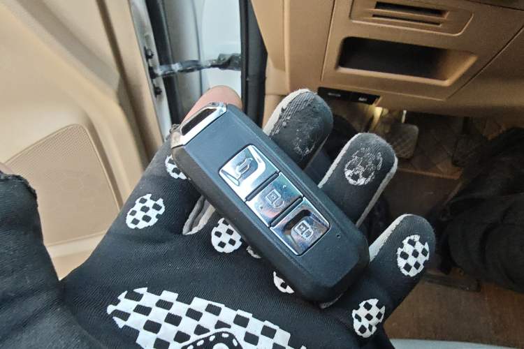 Used Baojun 730 2017 1.5T Manual Prestige Version 7 Seats