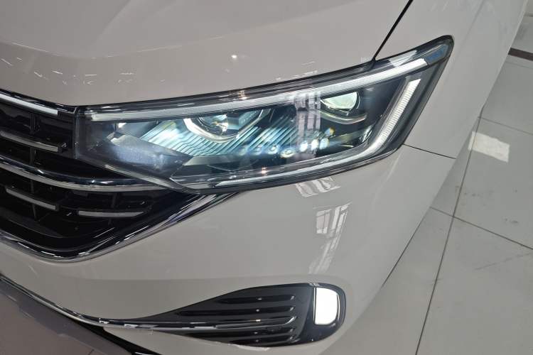 Used Volkswagen Tayron GTE Plug-in Hybrid 2023 280TSI Luxury Plus Advanced Edition