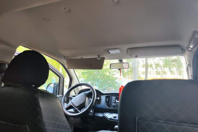 Used FORTHING Lingzhi 2022 M5L 1.6L Utility Model 7 Seats