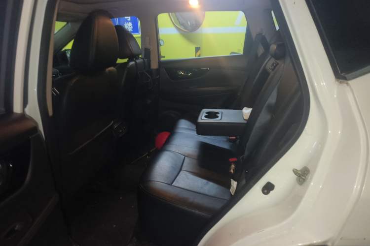 Used Nissan X-Trail 2019 2.0L CVT Smart Connect Comfort Edition 2WD