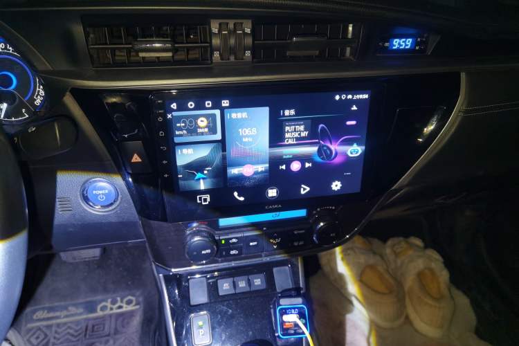 Used Toyota Corolla 2016 Dual-Engine 1.8L E-CVT Elite Edition
