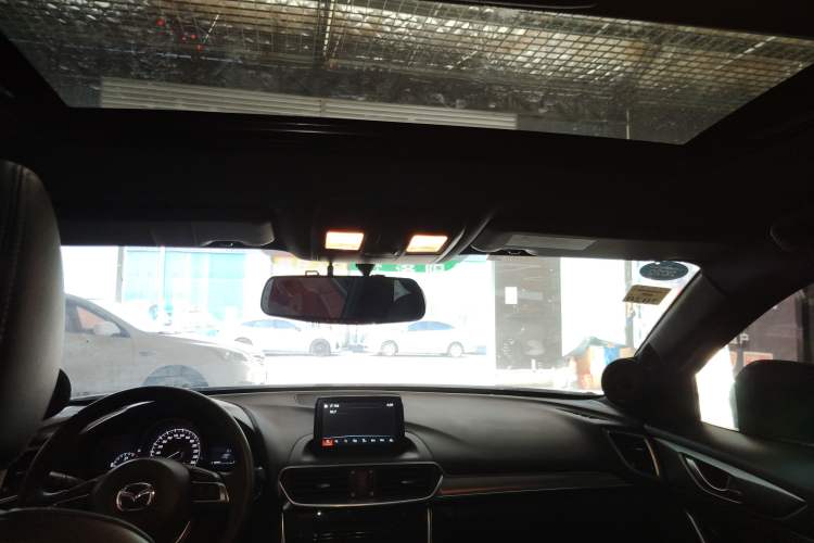 Used Mazda CX-4 2016 2.0L Automatic 2WD Blue Sky Luxury Edition
