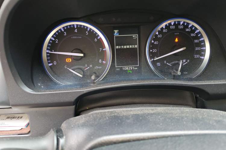 Used Toyota Highlander 2018 2.0T Four-Wheel Drive Luxury Edition 7 Seats China V Emission Standard