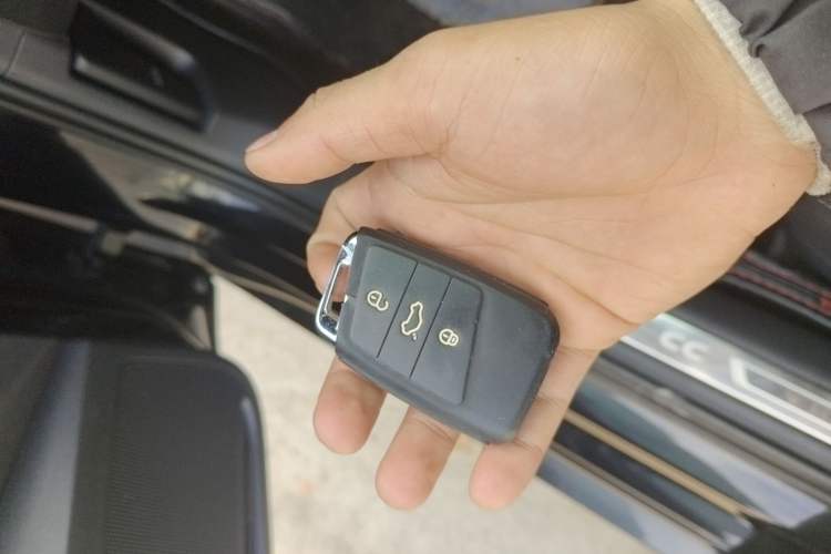 Used Volkswagen FAW-Volkswagen CC 2020 330TSI Glamour Edition China VI Standard Vehicle Key