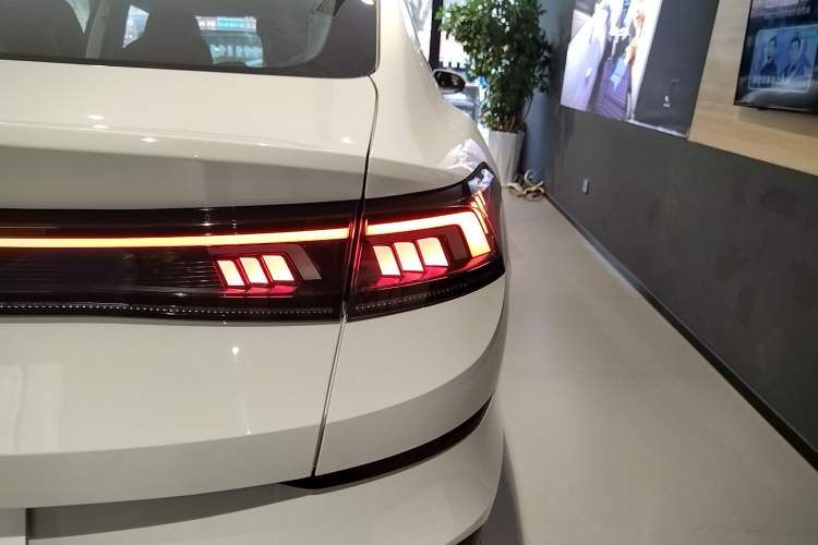 Used Volkswagen Lamando 2025 Lavida L 280TSI DSG Cool & Spicy Edition