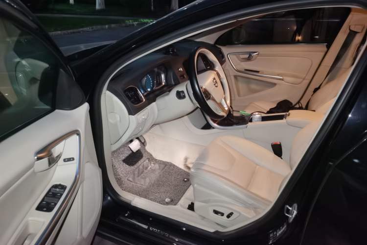 Used Volvo S60 2015 S60L T5 Intelligent Drive Edition Driver Seat