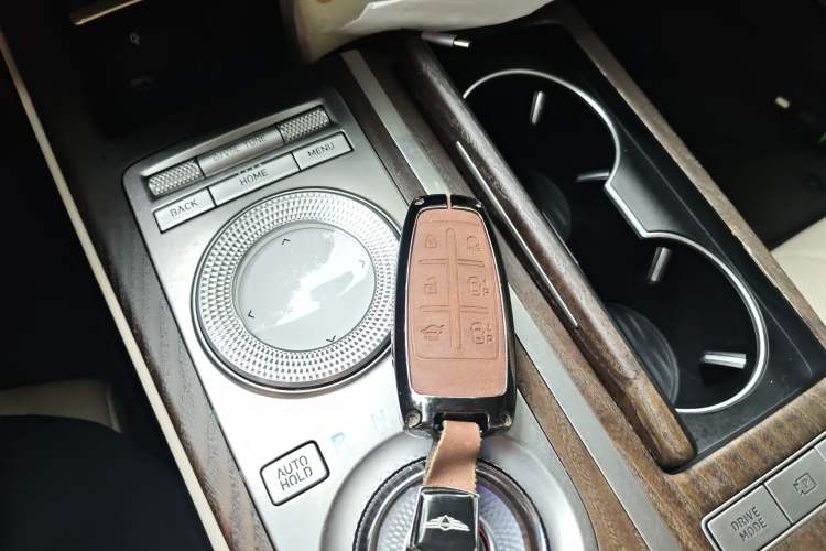 Used Genesis G80 2021 2.5T Rear-Drive Flagship Edition Vehicle Key