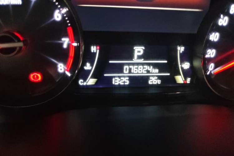 Used Honda Avancier 2017 240TURBO Two-Wheel Drive Luxury Edition Odometer Close Up