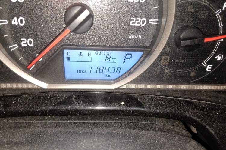 Used Toyota RAV4 2013 2.0L CVT Two-Wheel Drive Urban Edition
