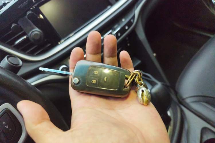 Used Buick GT 2019 18T Automatic Connected Elite Model China VI Standard Vehicle Key