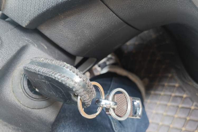 Used SAIC MAXUS T60 2017 2.8T Diesel Automatic 4x4 High-Ride Elite Long-Body China V Standard