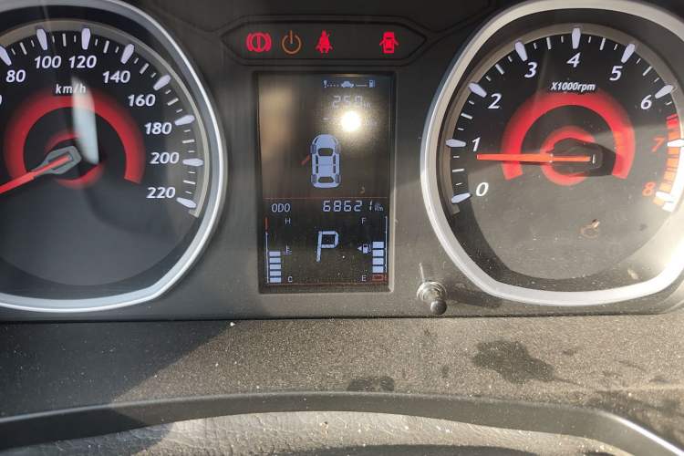 Used Soueast DX3 2019 1.5T CVT Luxury Version China V Standard