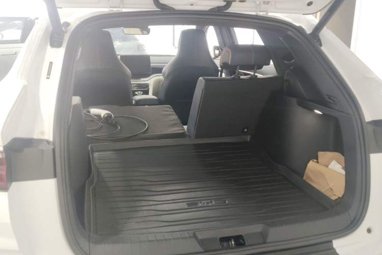 Used BYD Song PLUS New Energy 2021 DM-i 110KM Flagship PLUS Trunk