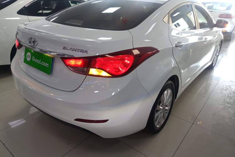 Used Hyundai Elantra (5th Generation / Langdong) 2016 1.6L Automatic Prestige Model
