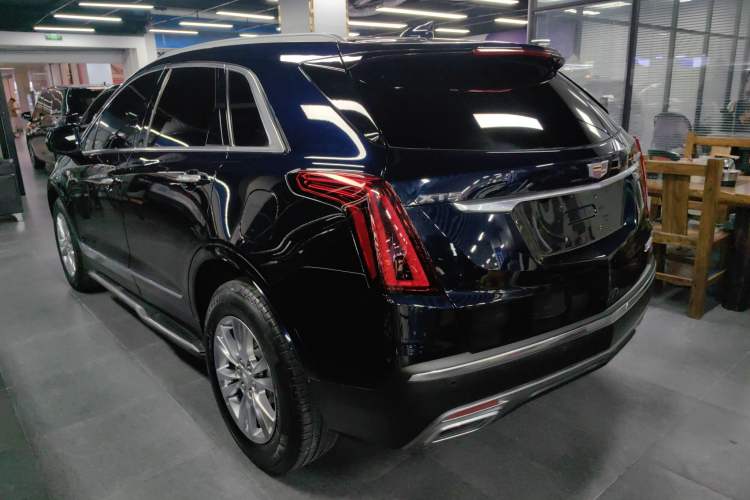 Used Cadillac XT5 2022 2.0T Two-Wheel Drive Luxury Version Exterior 2