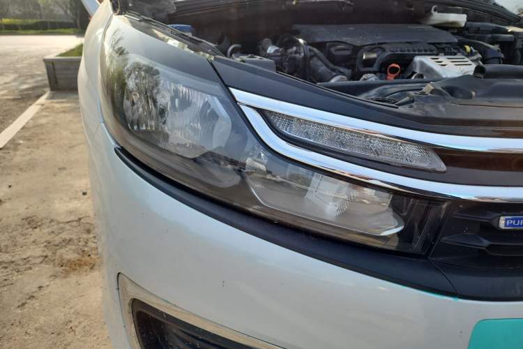 Used Citroen C4L 2019 230THP Automatic Leading Model Right Front Headlight