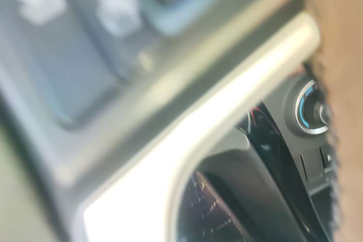 Used Great Wall Wingle 6 2017 2.4L Gasoline Two-Wheel Drive Elite Version 4G69
