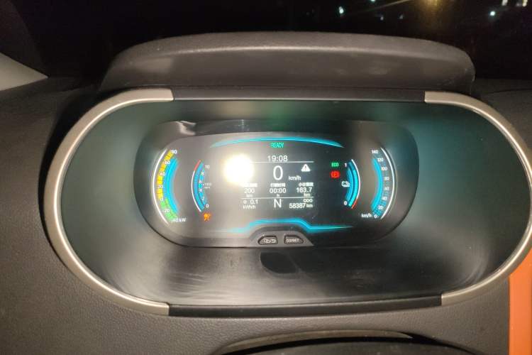 Used Chery Little Ant 2021 200 000-Yuan Ant Fan Edition Talent Version Lithium Iron Phosphate 301 km