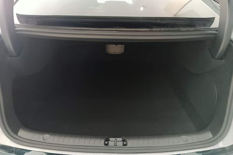 Used BYD Han 2025 DM-i Intelligent Driving Edition 125KM LiDAR Flagship Model