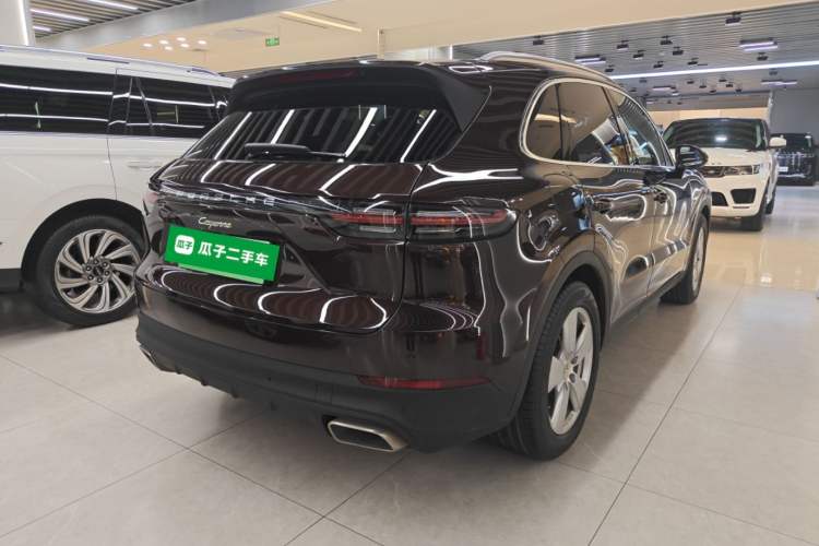 Used Porsche Cayenne E-Hybrid 2020 Cayenne E-Hybrid 2.0T Rear Right 45 Deg