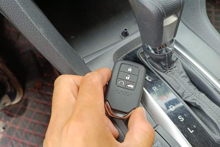 Used Honda Civic 2016 220TURBO CVT Luxury Edition
