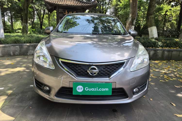 Used Nissan Tiida 2011 1.6L CVT Smart Version Front