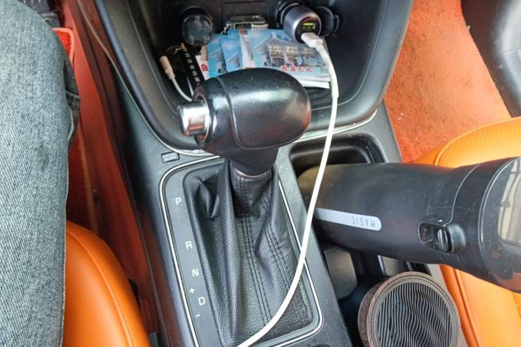 Used Kia Sorento 2013 2.4L 5-Seater Gasoline Comfort Version China IV Standard
