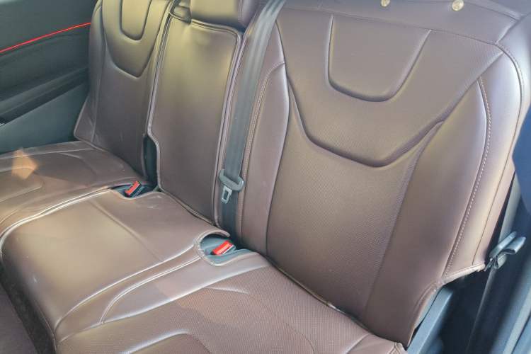 Used Ford Edge 2016 EcoBoost 245 Four-Wheel Drive Titanium 7-Seater
