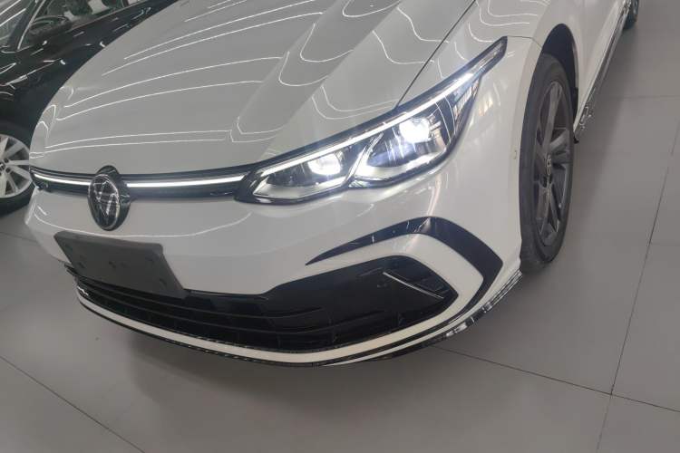 Used Volkswagen Golf 2023 Facelift 280TSI DSG R-Line Lite