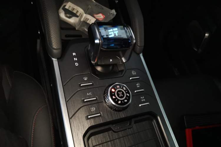 Used JETOUR Shanhai Traveler C-DM 2024 C-DM 206KM Four-Wheel Drive Wilderness Edition