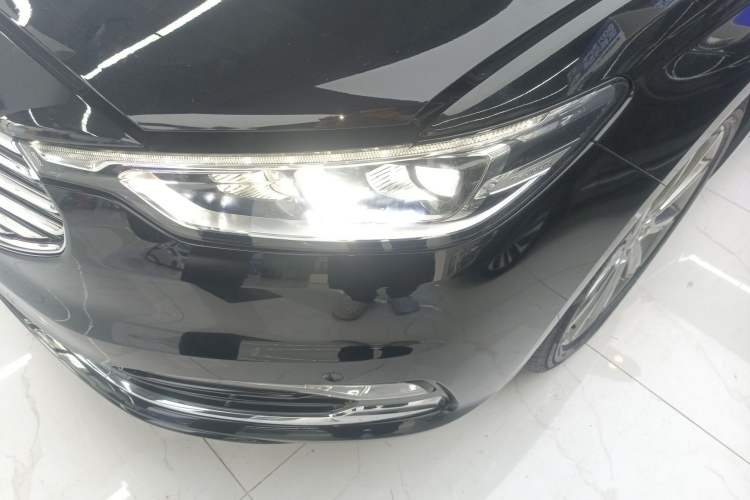 Used Ford Taurus 2019 EcoBoost 245 Premium Edition
