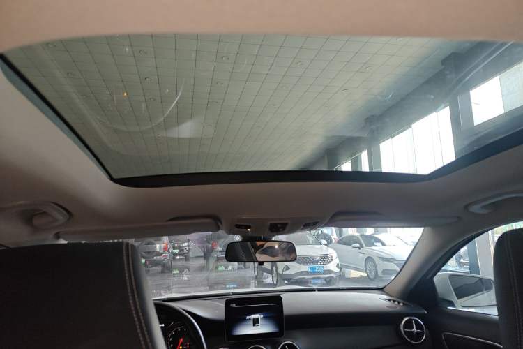 Used Mercedes-Benz GLA 2018 GLA 200 Sport Edition Headliner