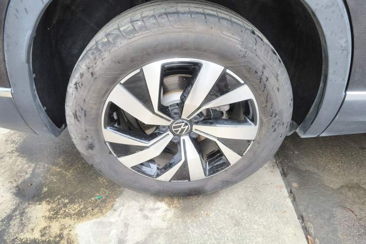 Used Volkswagen Tayron 2022 280TSI Two-Wheel Drive Luxury Smart Connectivity Version Exterior 5