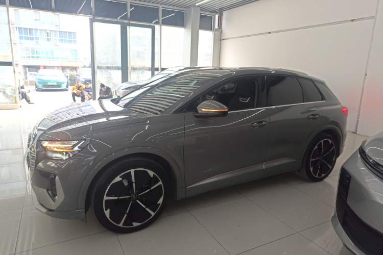 Used Audi Q4 e-tron 2022 50 e-tron quattro Creation Edition