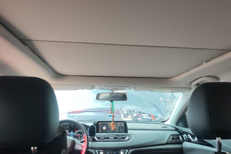 Used CHANGAN Ruicheng CC 2022 Blue Whale Edition 1.5T DCT Prestige Model