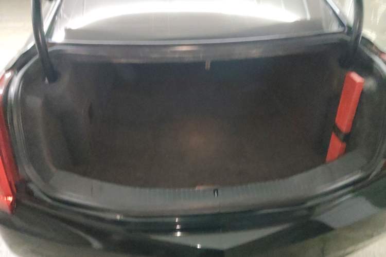 Used Cadillac XTS 2013 28T Comfort Model Trunk