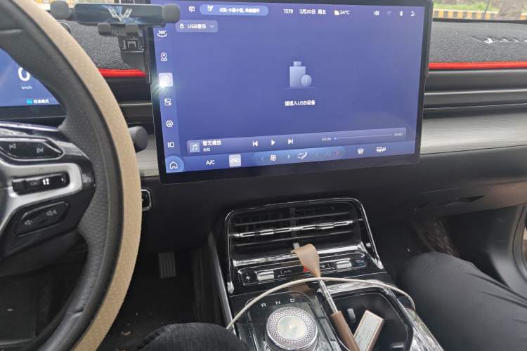 Used Wuling Xingguang 2024 Co-Creation Edition 510 Advanced Model
