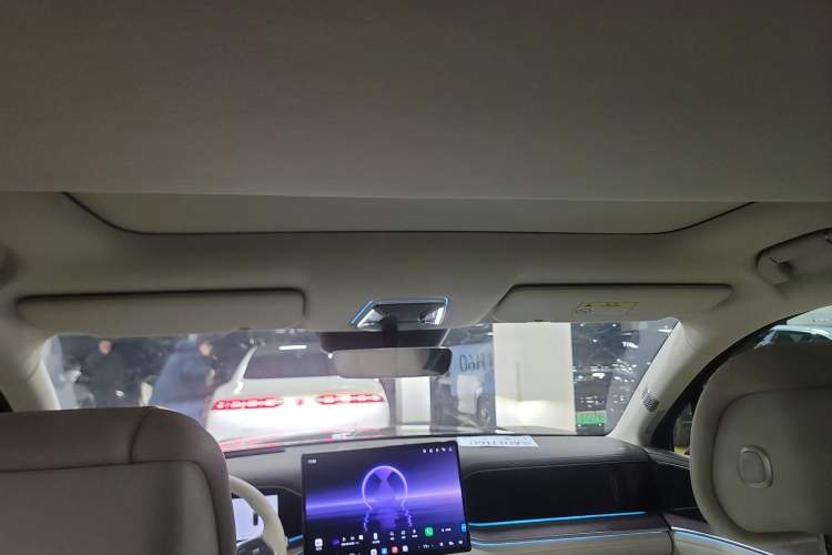 Used Denza N9 2025 Prestige Version
