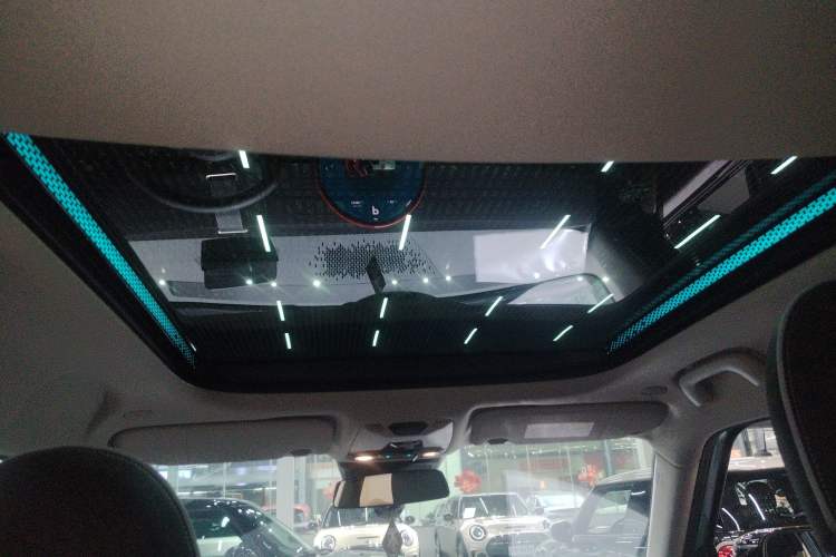 Used MINI Electric MINI ACEMAN 2024 SE Artist
