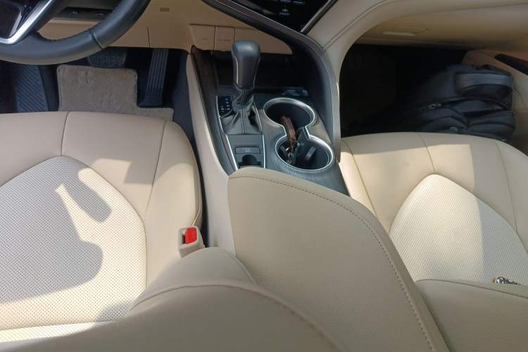 Used Toyota Camry 2022 2.0GVP Premier Edition