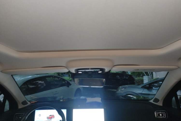 Used Chery Tiggo 9 2023 2.0T Dual-Clutch Two-Wheel Drive Leading Edition 5 Seats Headliner